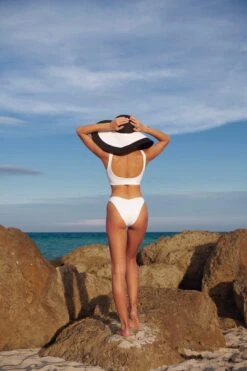 Ludisia Bottom 18 Ludisia Bottom -Fashionable Swimwear olganikoza ludisia bottom 28783945449570 scaled